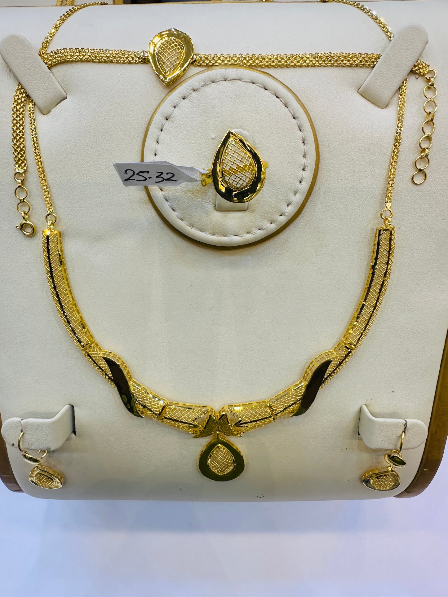 Luxury Gold Necklace Set Jewelry Gift for Women