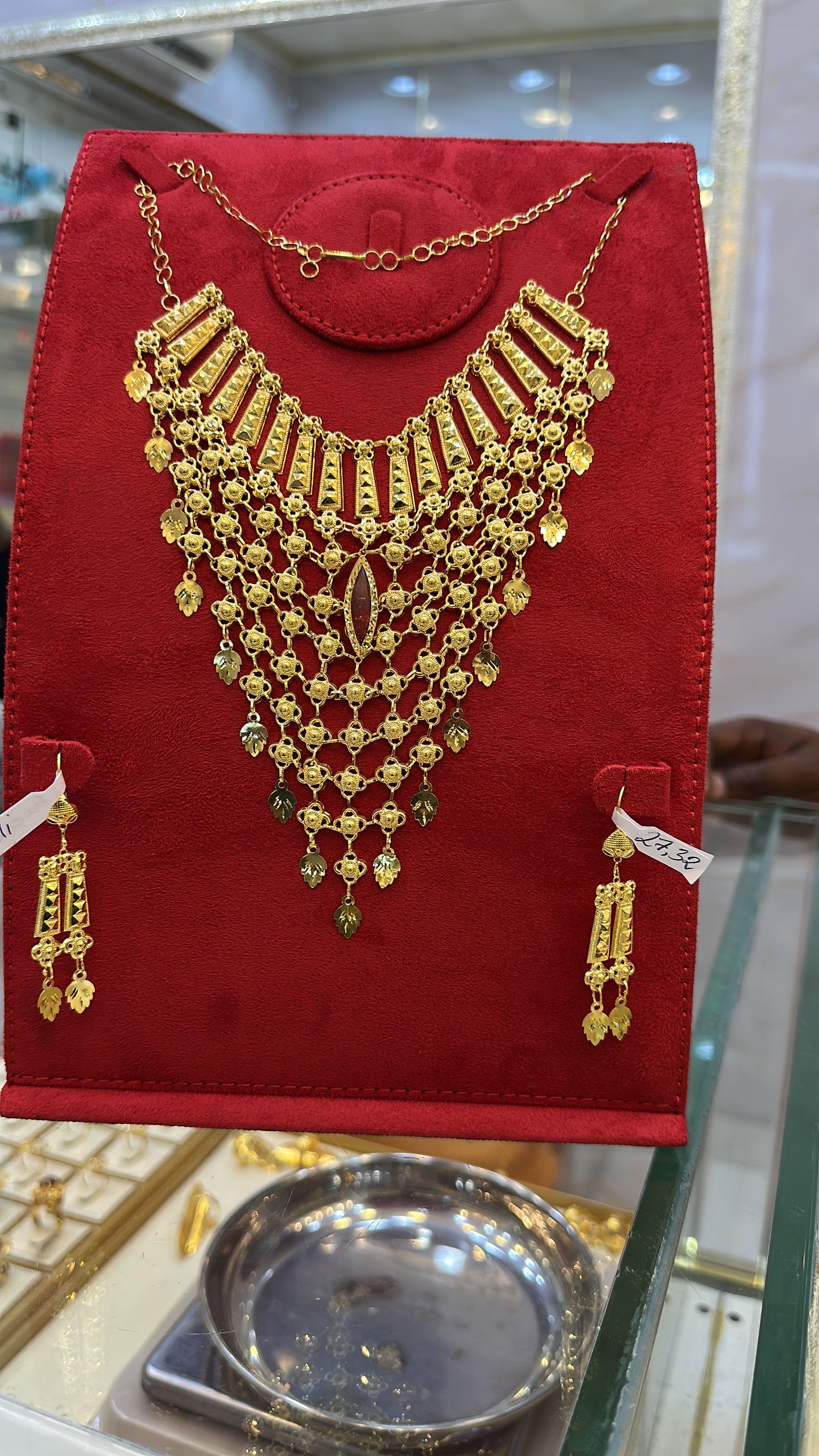 Luxury Gold Necklace Set Jewelry Gift for Women